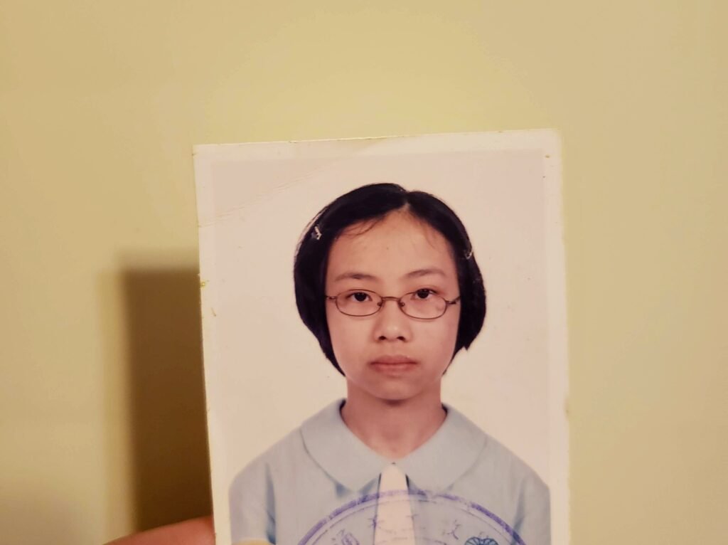 終極出賣自己時間:中一時拍下的學生照 LOL
