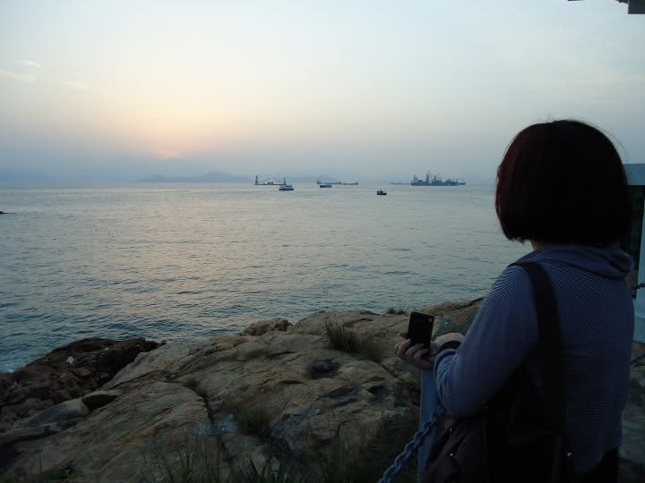 2010 年,考完高考後,跟朋友去南丫島遊玩期間拍攝。